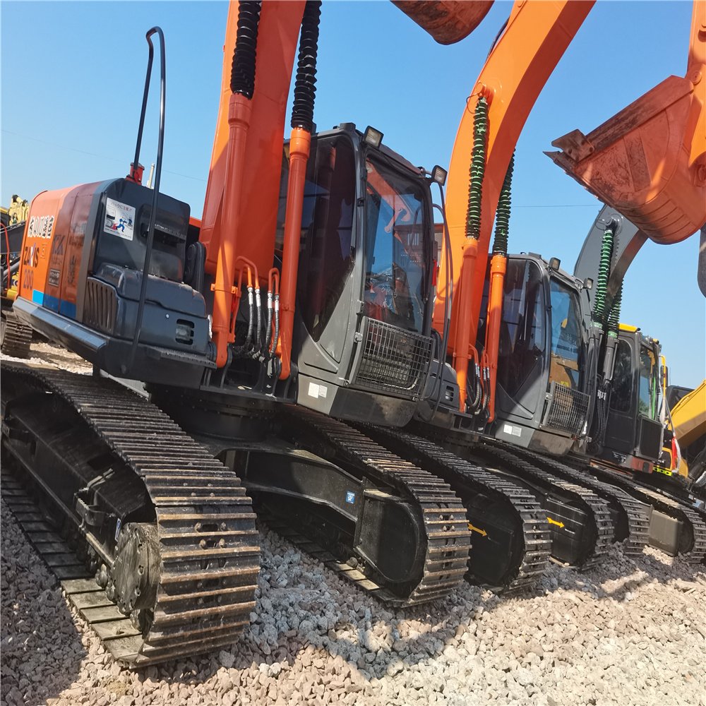 Used excavator Original Japan Hitachi ZX240 Used excavator Hitachi zx200 with good working condition