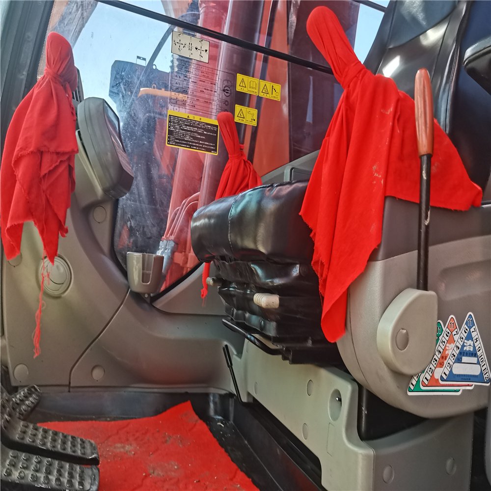 Used excavator Original Japan Hitachi ZX240 Used excavator Hitachi zx200 with good working condition