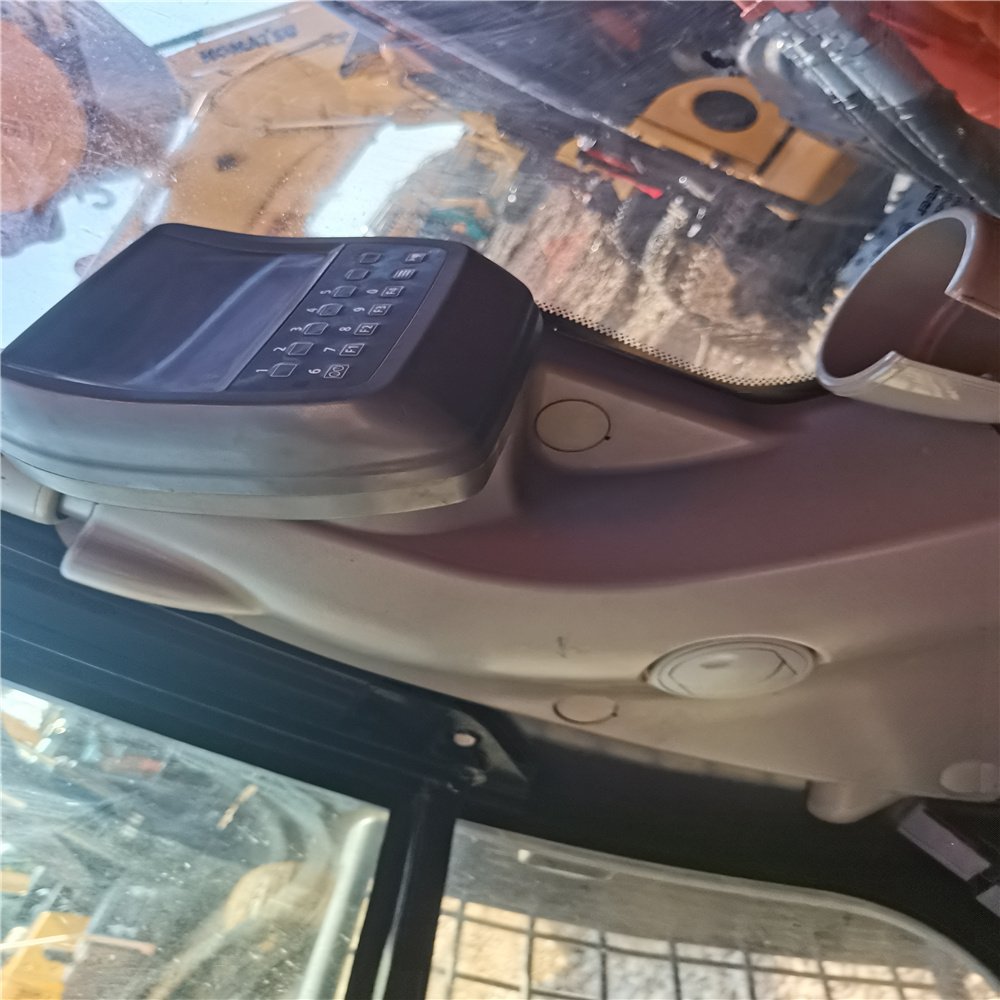 Used excavator Original Japan Hitachi ZX240 Used excavator Hitachi zx200 with good working condition