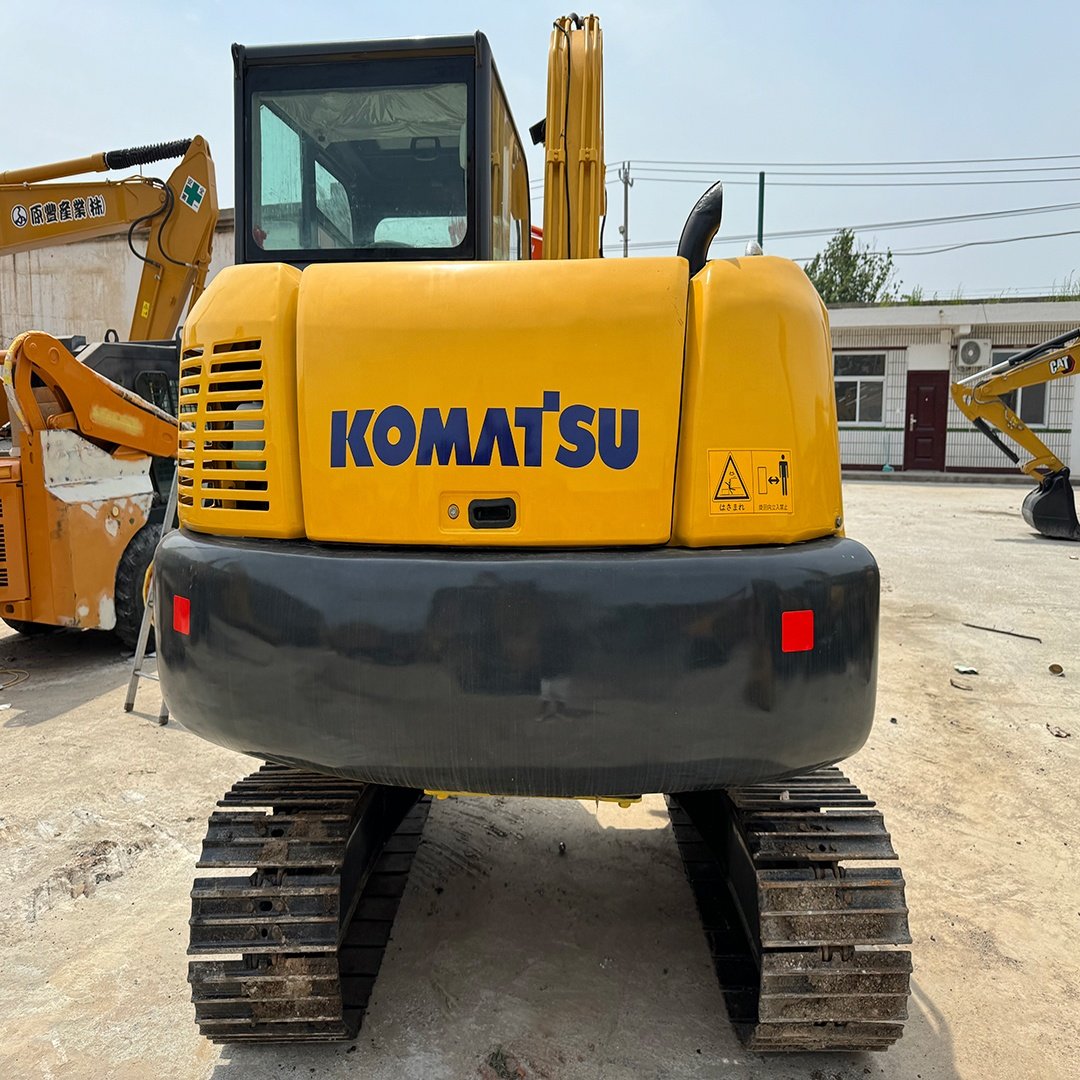 Komatsu PC60 digger Plant crawler Used Excavator with nearly new yellow look
