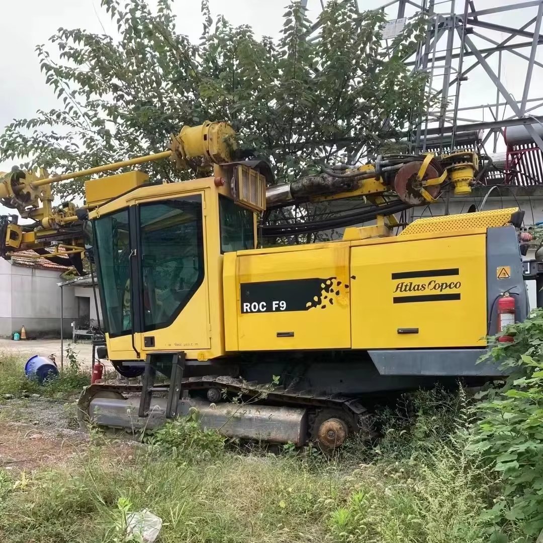 Used Refurbished Atlas Copco ROC F9 Drilling Rig Used XAXS600cd screw portable Air compressor 15 bar 850 CFM