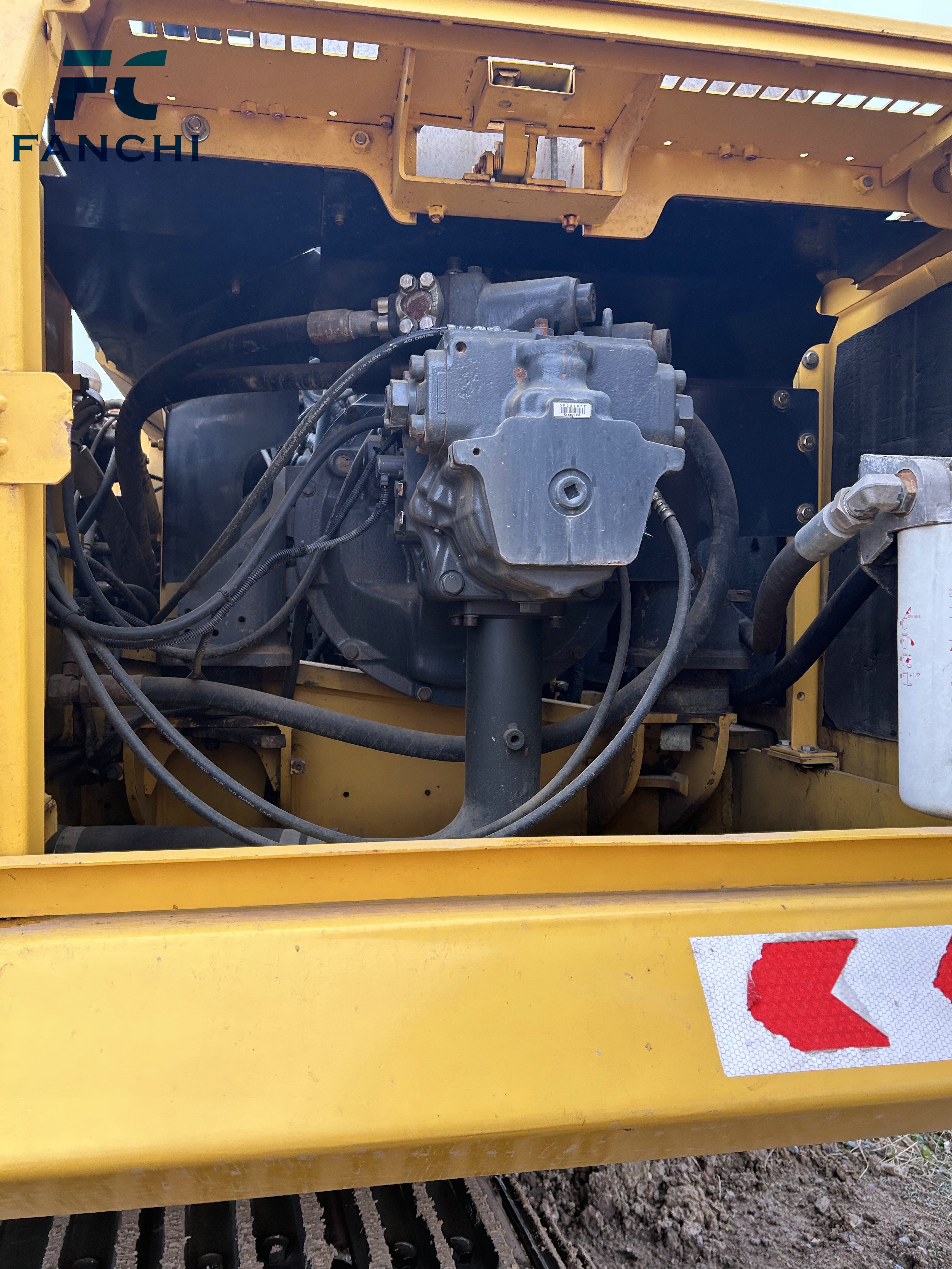 Used Japan Original Komatsu PC360 Excavator 36 Ton Heavy Duty Earth-Moving Construction Machine Low Work Meters Engine Motor PLC