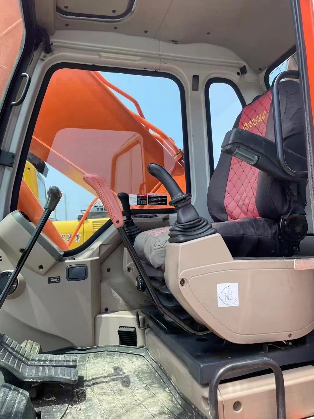 Doosan Excavator For Sale good Condition Low Hours 22ton Used Doosan Excavator Machine Price For Sale DH220