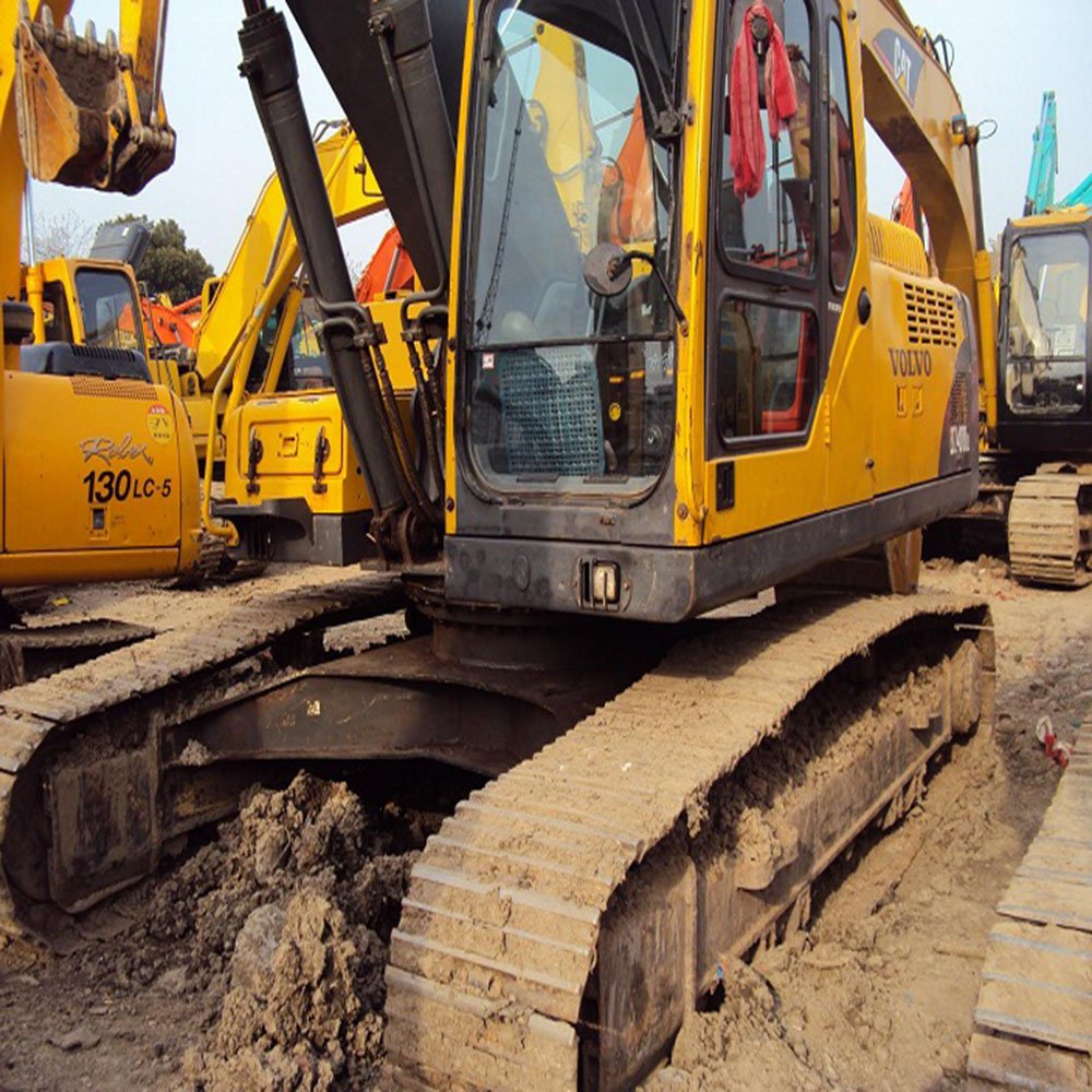 Low Price Second Hand Crawler Excavator Volvo 240C Used Machine