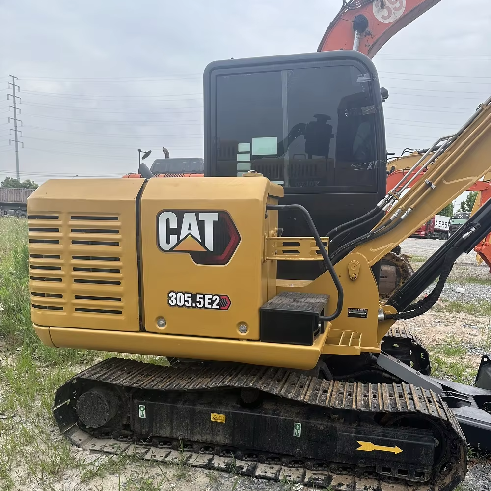 Japan Used Cat 305.5e second-hand crawler excavators 5 ton Cat 305.5e Machine Equipment for Construction with EPA