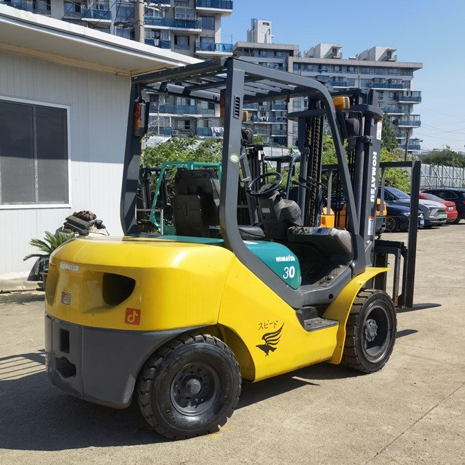 Original Komatsu 30 Forklift 3 ton Forklift Used Hydraulic Forklift