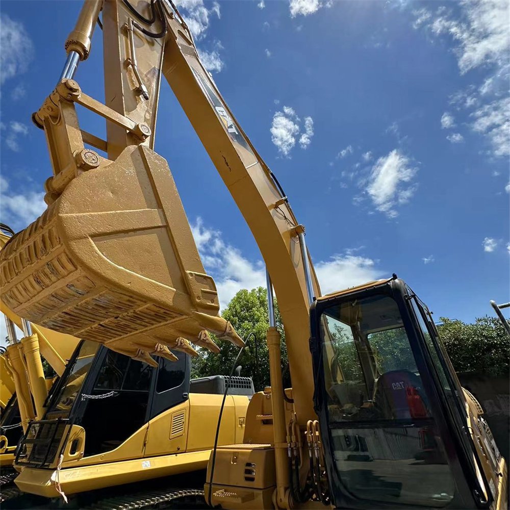 Good condition Used CAT excavator japan 320CL 312 315 313 318 310 Original used excavator cat 320 machine in stock on sale