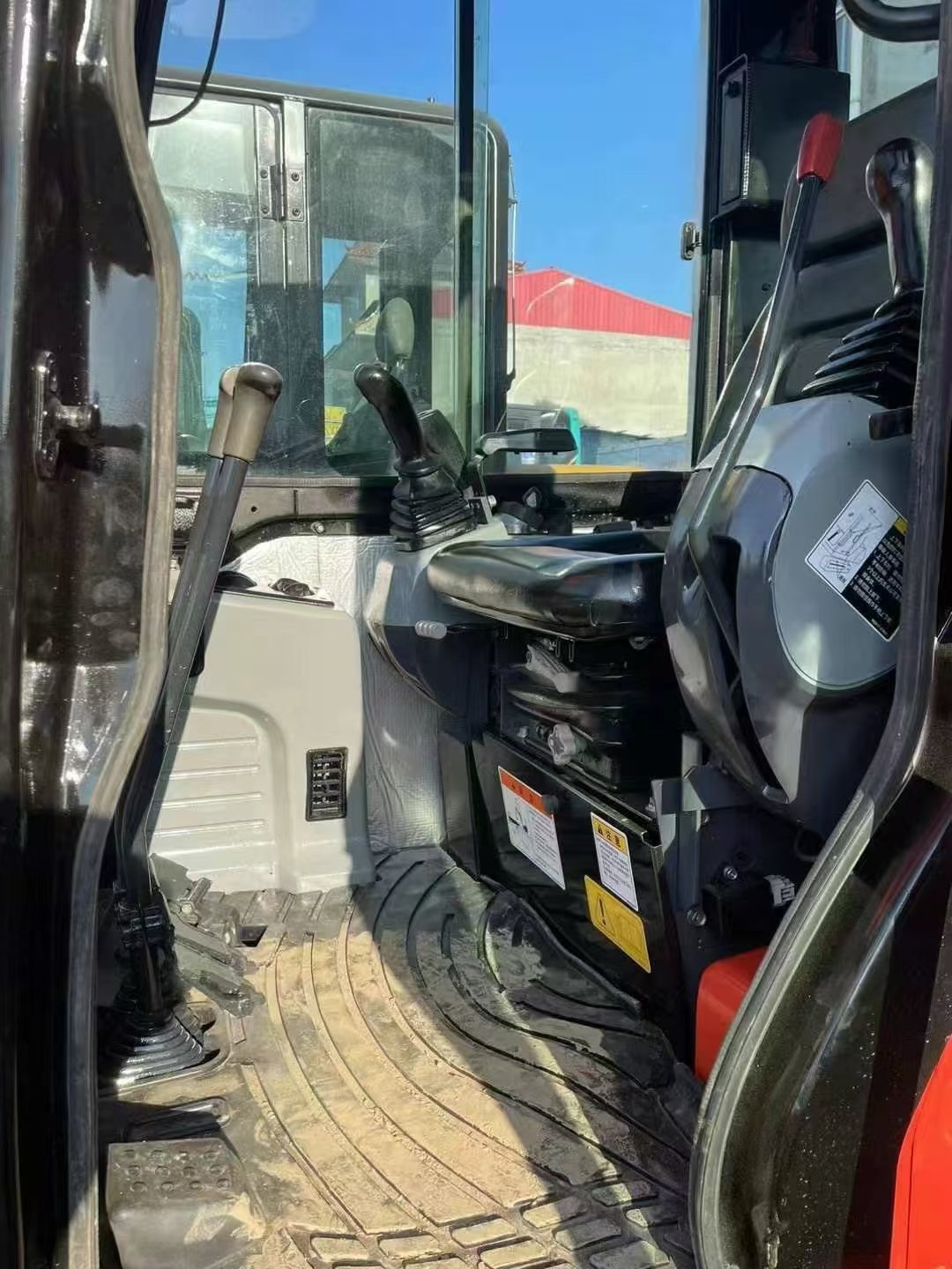Hot Selling 9 ton Operating Weight Second Hand Used Kubota KX155 Crawler Excavator Construction Machinery