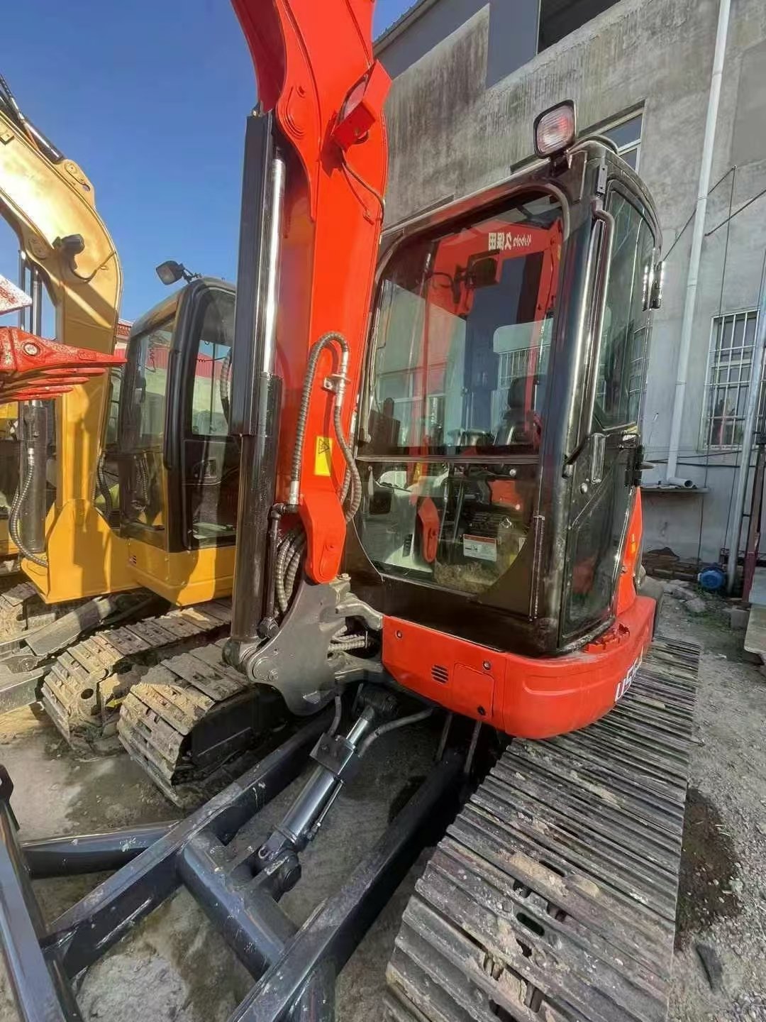 Hot Selling 9 ton Operating Weight Second Hand Used Kubota KX155 Crawler Excavator Construction Machinery