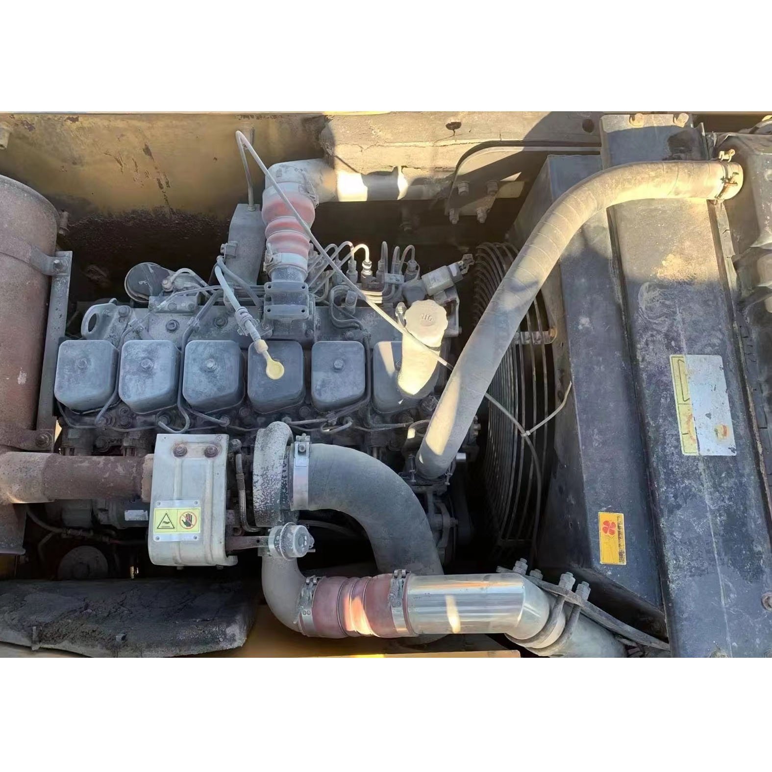 Second hand HYUNDAI 210W-7 excavator original South Korea powerful enginelow low price used hyundai 210w-7 wheel excavator