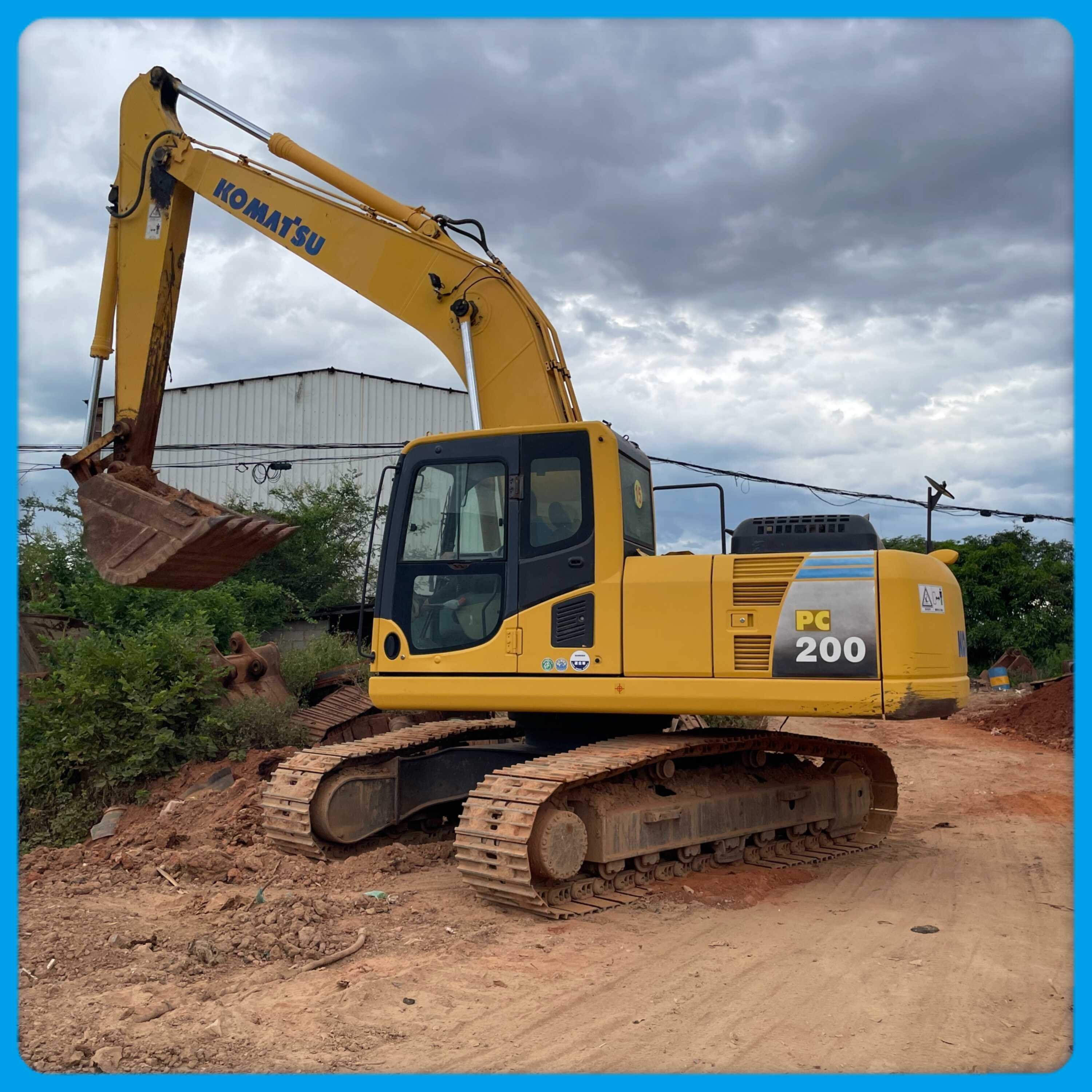 Original Used Excavator Komatsu PC200-8 Rcheap and high-quality used Engineering Machinery Digger Sell 20 ton digger instock