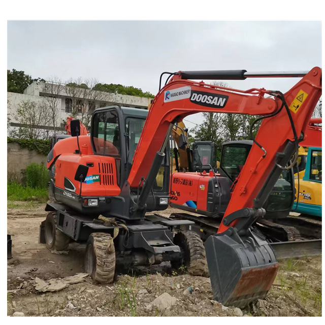 Premium Condition Used Doosan Wheel Excavator Dx60 Offering Mini Excavator Options Including Doosan Dx55 Dx60 And Dx80 Models