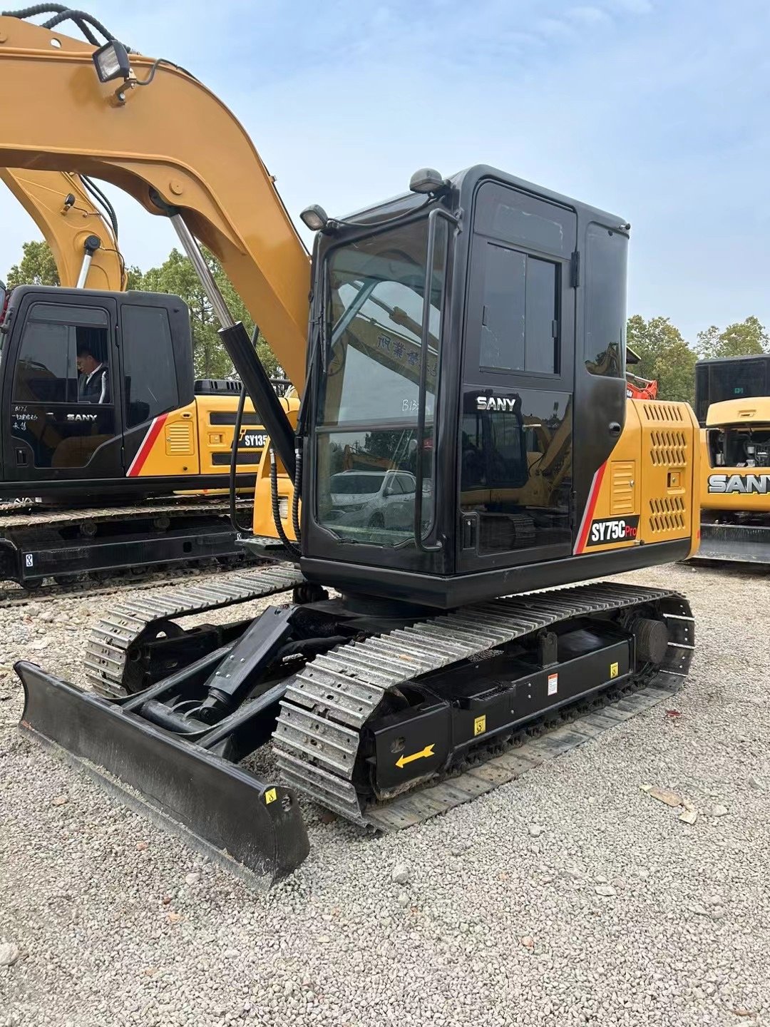 Low Price High Quality Used Excavator SANY 75,ninety Percent New Marine Diesel Engines Engine Assembly Provided Boat Engines