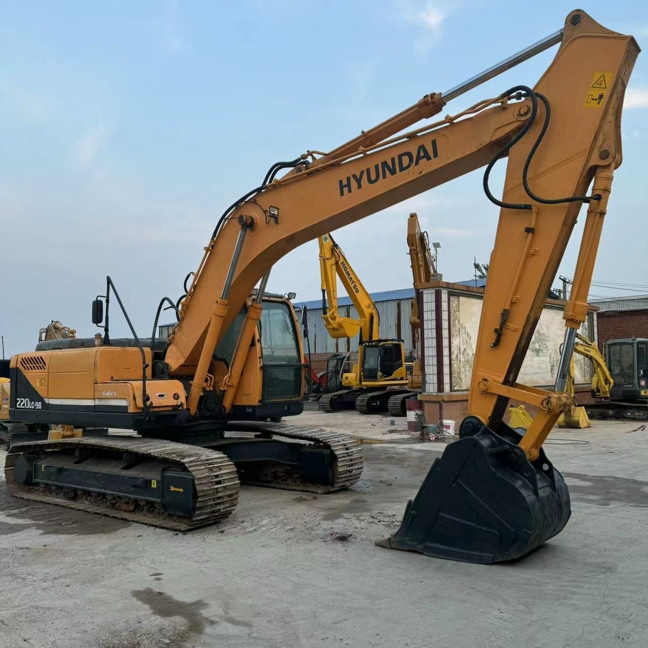 korea used hyundai 220 excavator original r220 construction machinery used excavators hyundai 220-9s sale cheap