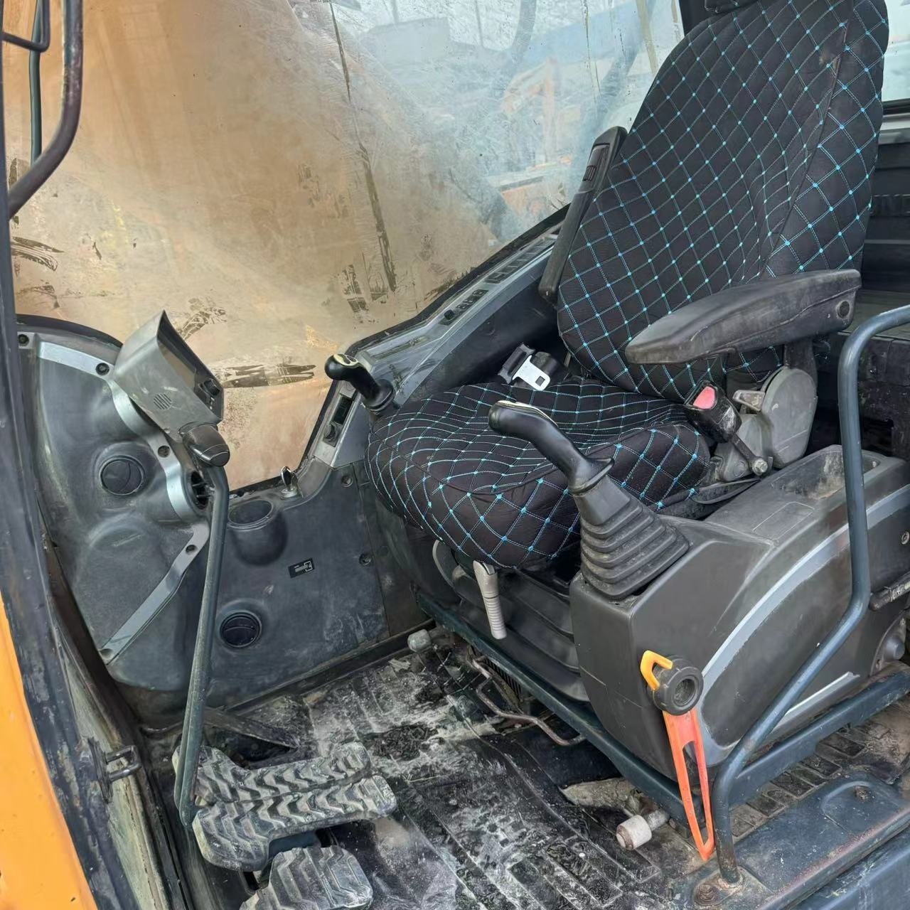 korea used hyundai 220 excavator original r220 construction machinery used excavators hyundai 220-9s sale cheap