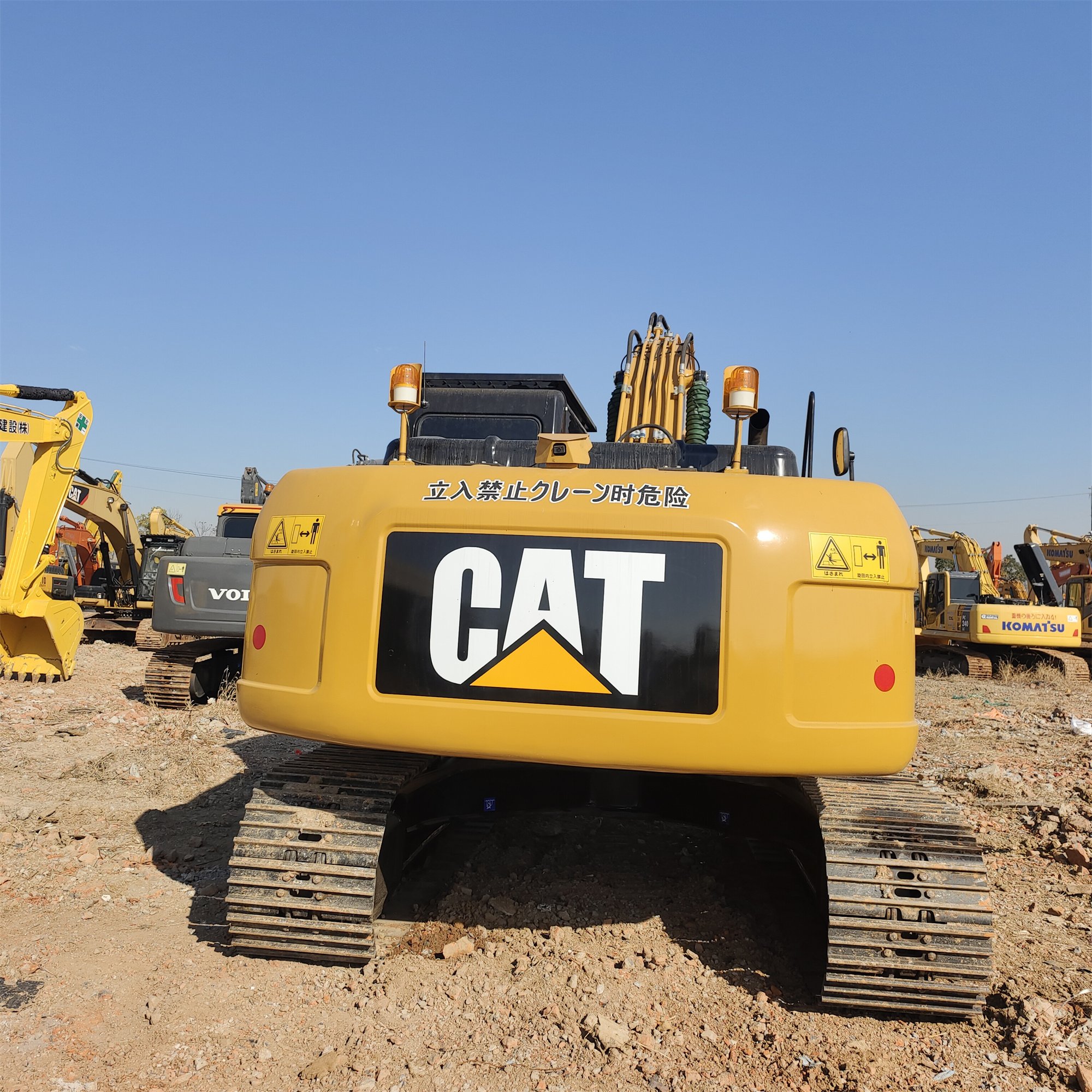 Many Caterpillar CAT320D2 popular used machinery with cheap price