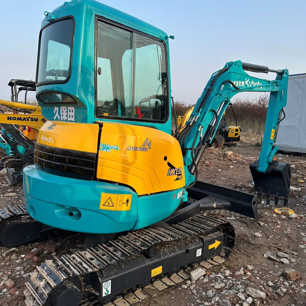 Nice quality used excavator Kubota135 183 165 U35 U48 second-hand construction digger 3.5 tons caterpillar big heavy machine