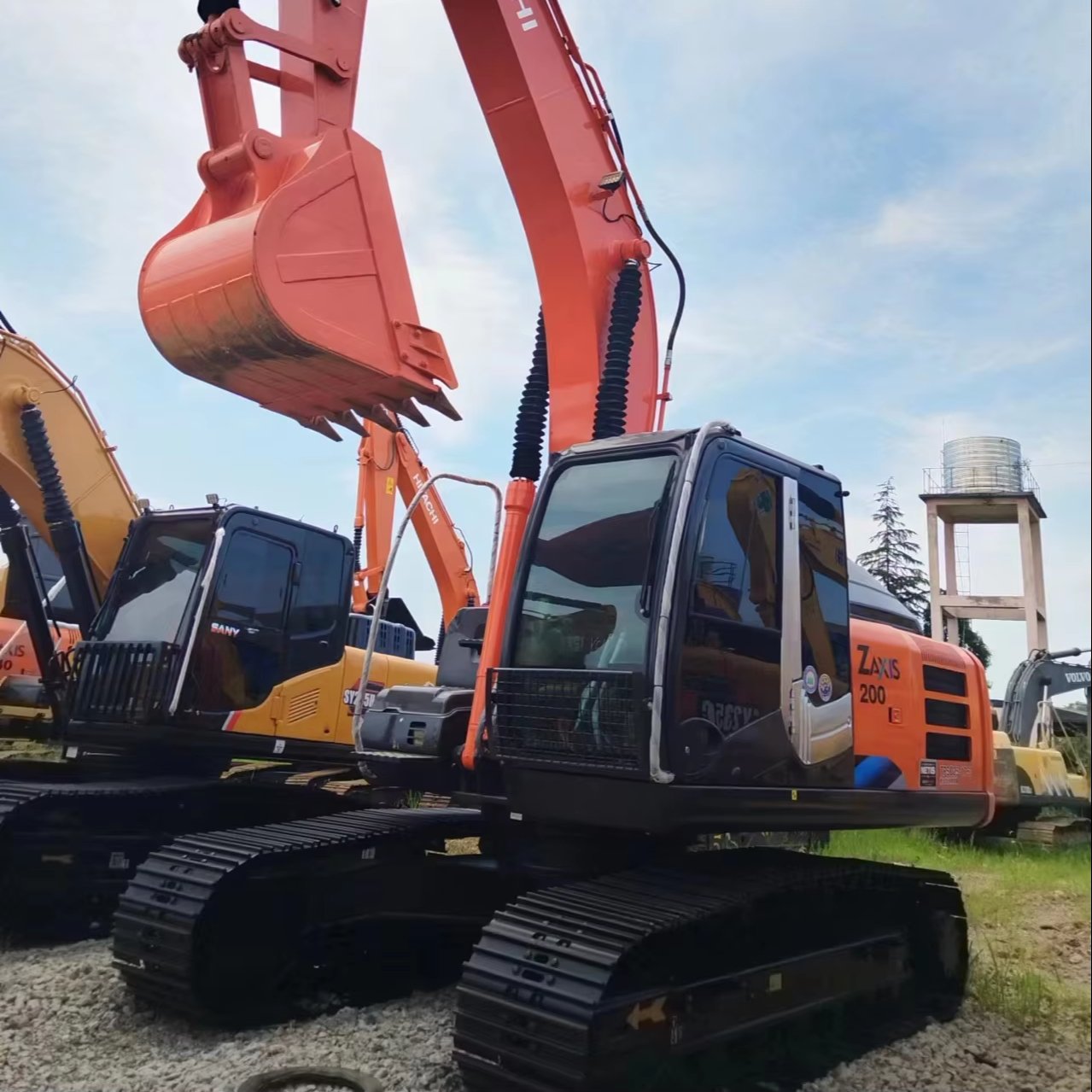 Used excavators HITACHI ZX200 Heavy machinery excavator zx210 zx200 zx240 zx250 used hitachi excavator on sale