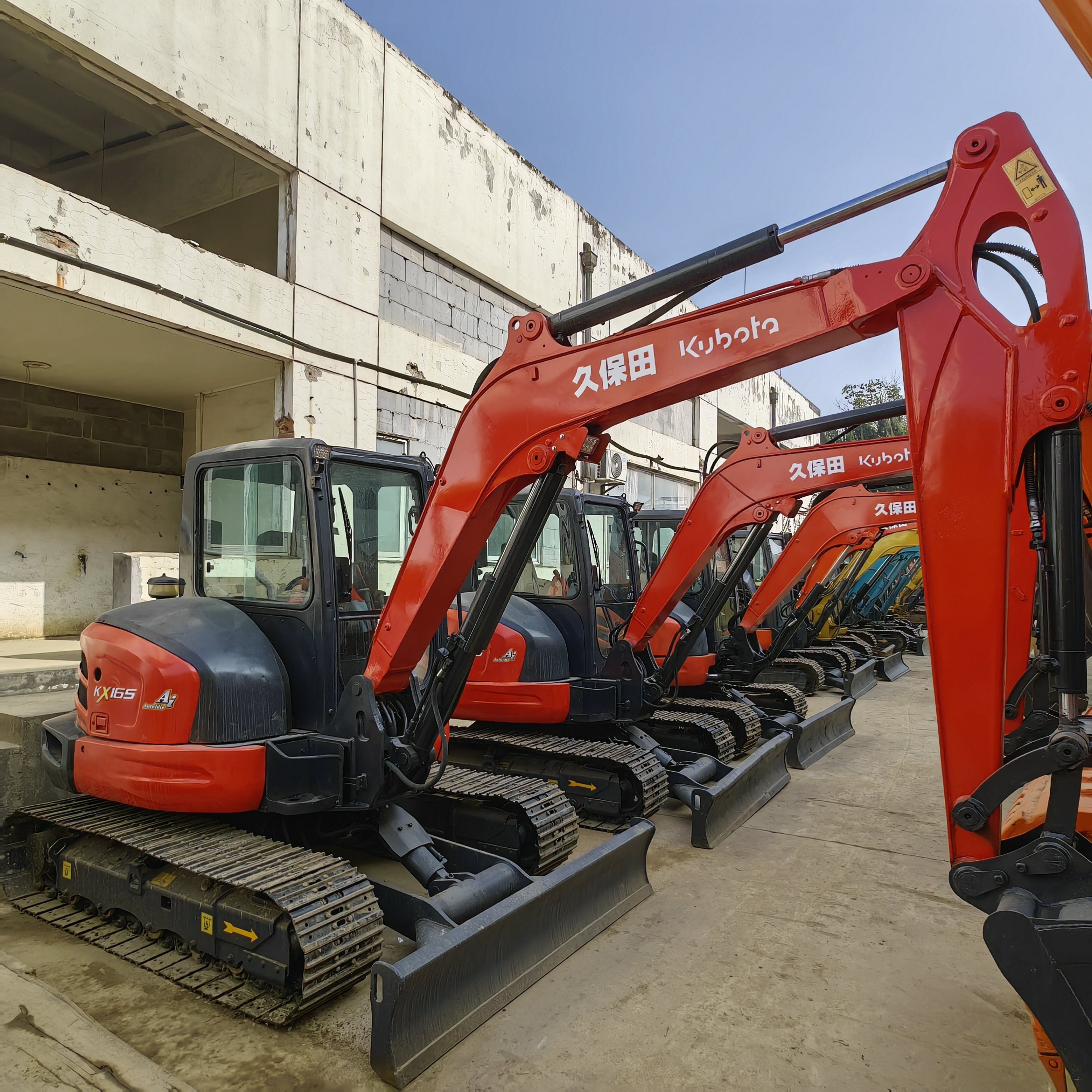 Used japan made 5 ton kubota digger kx163 hydraulic crawl machine mini kubota excavator for sale