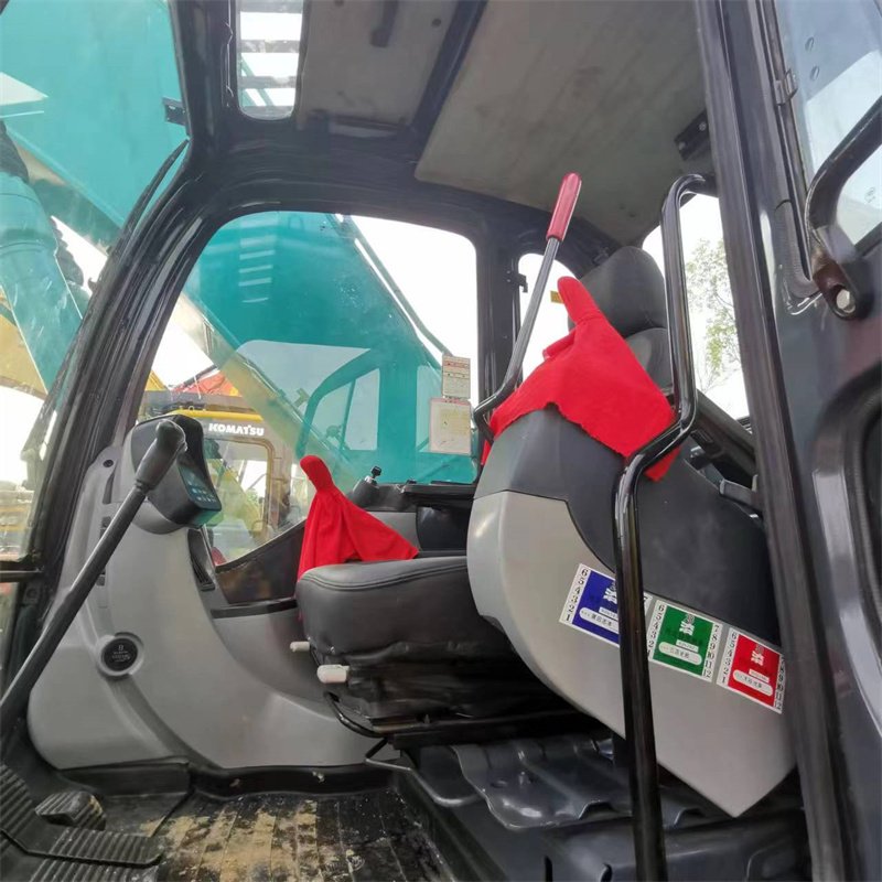 Used Japanese Kobelco Sk200 Crawler Excavator Digger Secondhand Machine with Good Condition