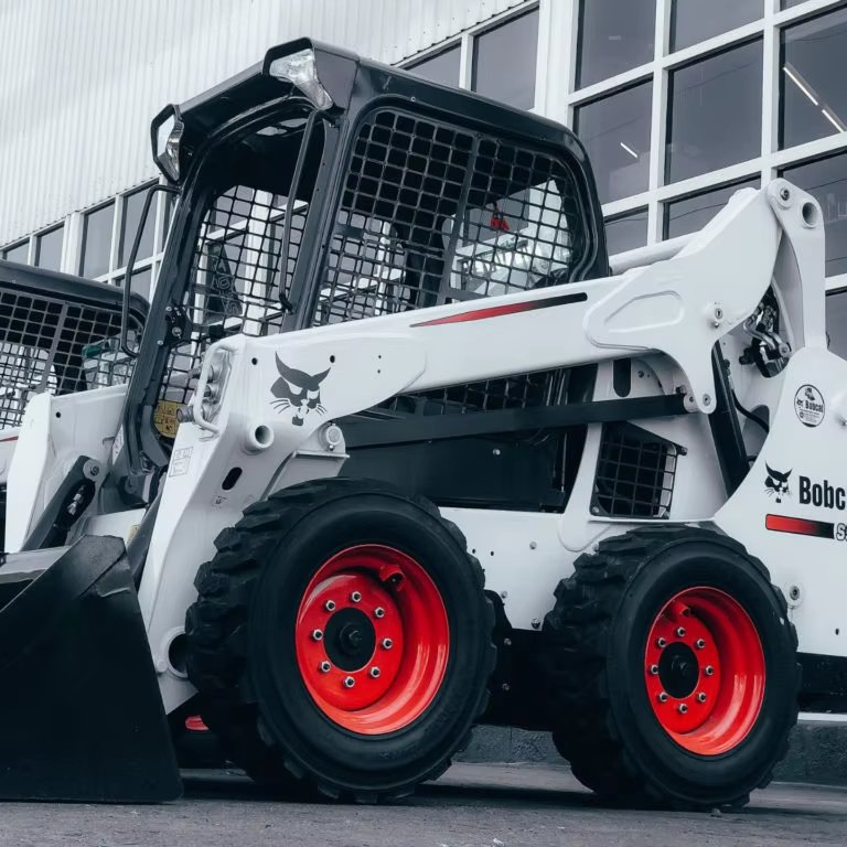 good performance multifunctional Used 4x4 Wheel Drive/track Front Tracked Mini Skid Steer Loader Cat skid steer loader T770