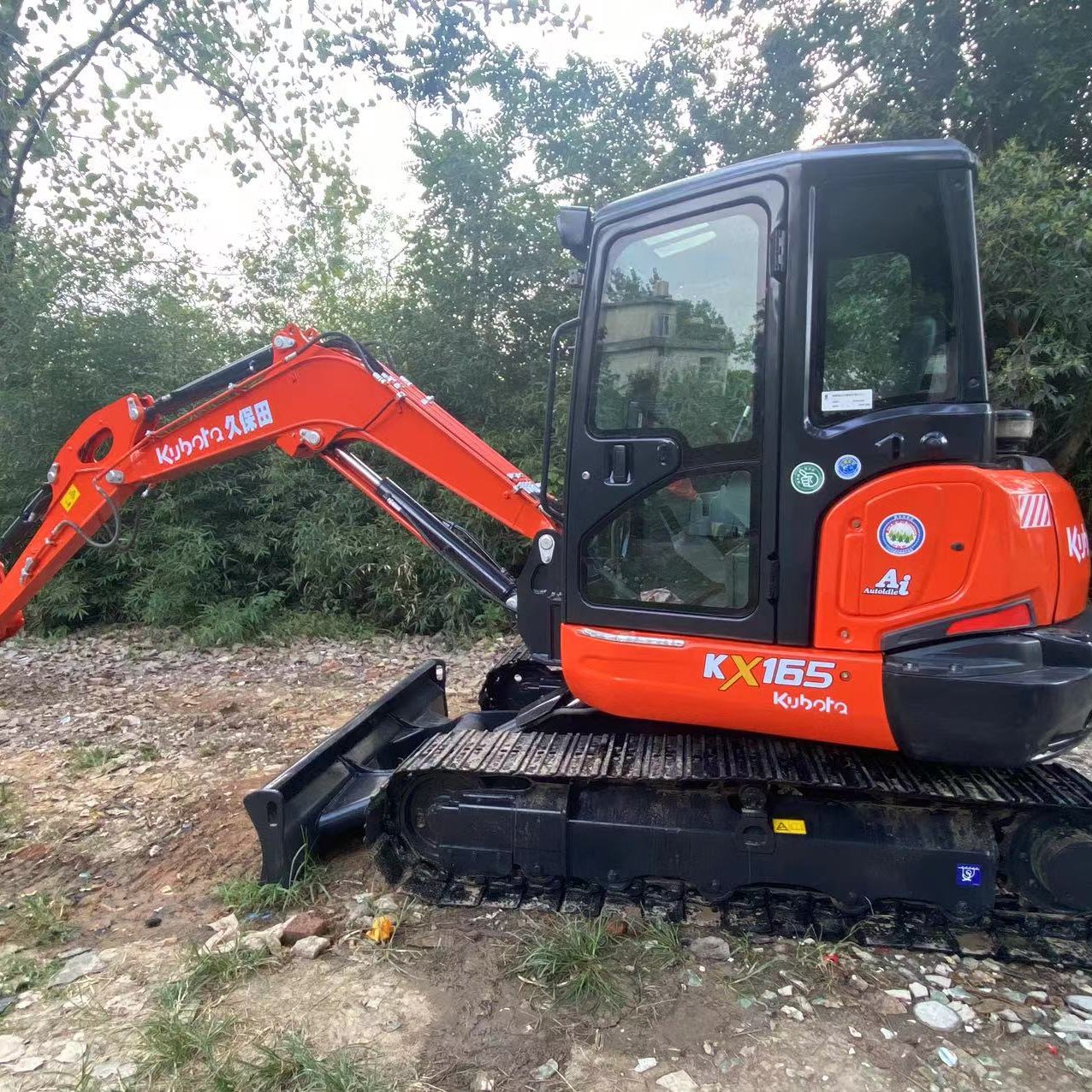 Used Kubota 165 excavator original Japanese mini excavator 6 ton mini used excavator original imported