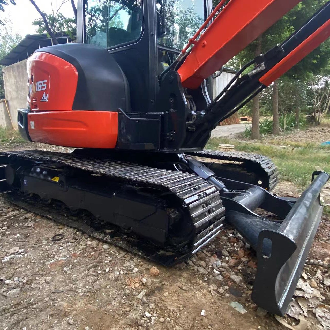 Used Kubota 165 excavator original Japanese mini excavator 6 ton mini used excavator original imported
