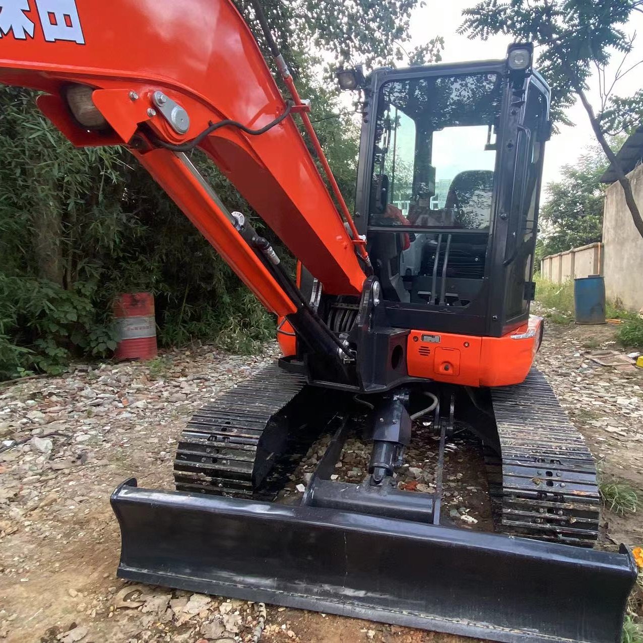 Used Kubota 165 excavator original Japanese mini excavator 6 ton mini used excavator original imported