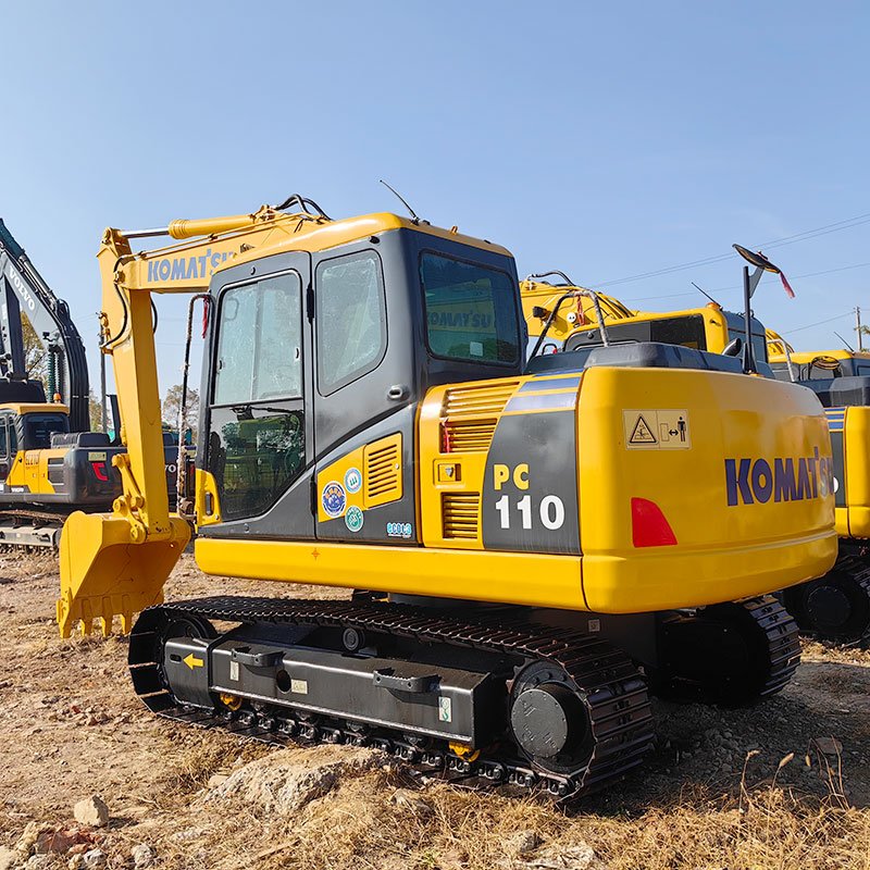 Used Komatsu PC110 excavator small second hand Komatsu 110 excavators 11 ton earth moving digger construction machinery