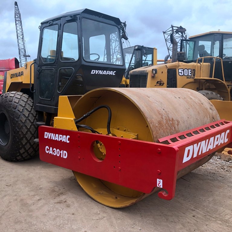 Used wheel Road Roller Dynapac Ca301D Low price 13 tons road leveling machine