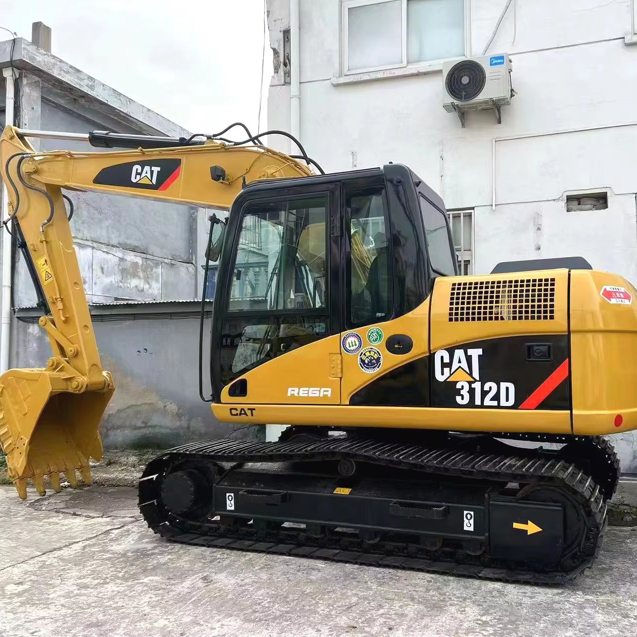 Second Hand used Excavators CAT312D second-hand excavators CAT 312 D in China