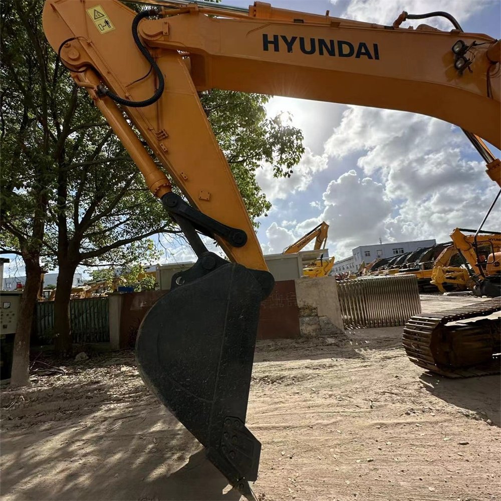 Used Good Condition Heavy Digger Hyundai 380LC-9T Hydraulic Crawler Excavator for sale