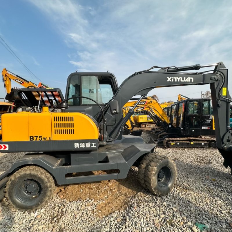 Second-hand 7 tons of hydraulic crawler excavator. China spot inventory trade. Good test quality