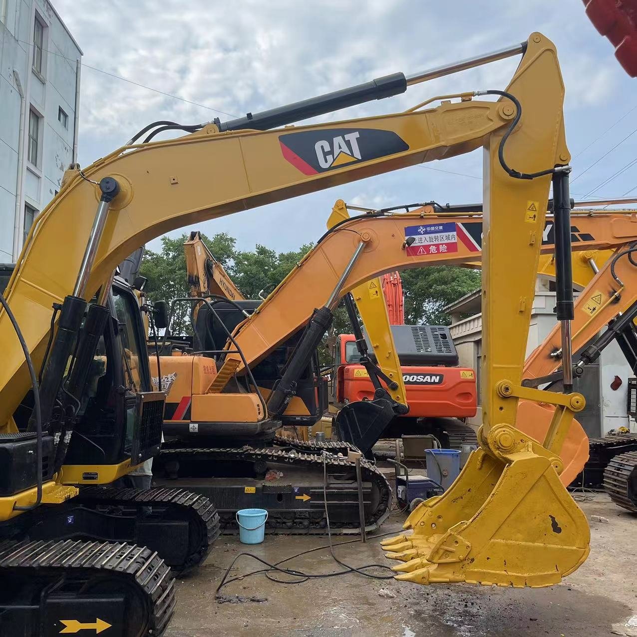 90%new used engineering construction machinery CAT312D excavator earth-moving machinery