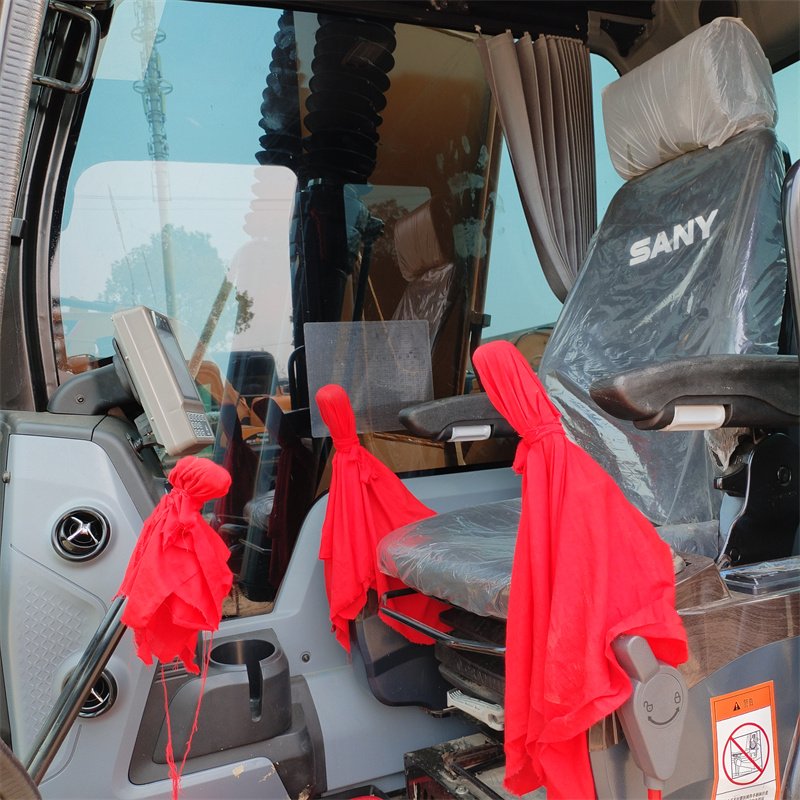 Used SANY Sy135CPro Excavator with Nice Condition China Original Machine Core Components Include Motor and Gearbox for Sale