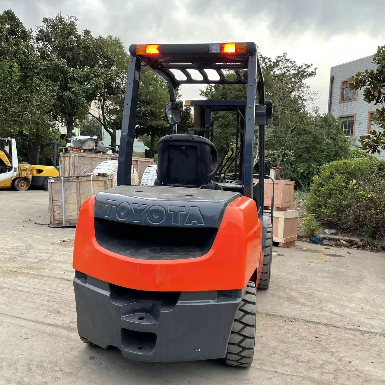 japan excellent used 3ton 7ton capacity low price model core components engine pump 10ton toyota komatsu forklift hot sale