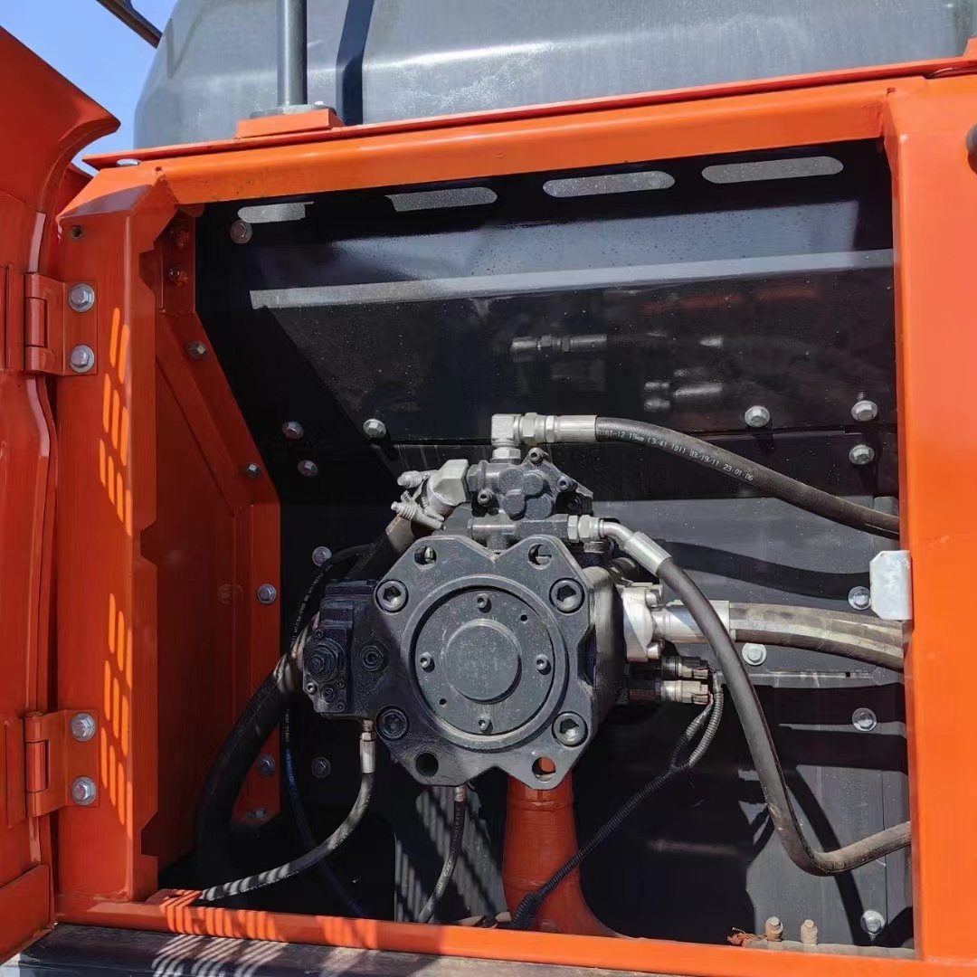 Used DOOSAN 300 excavator excellent in stock Import Original Komatsu Hyundai Kubota Kobelco Caterpillar used excavator for sale