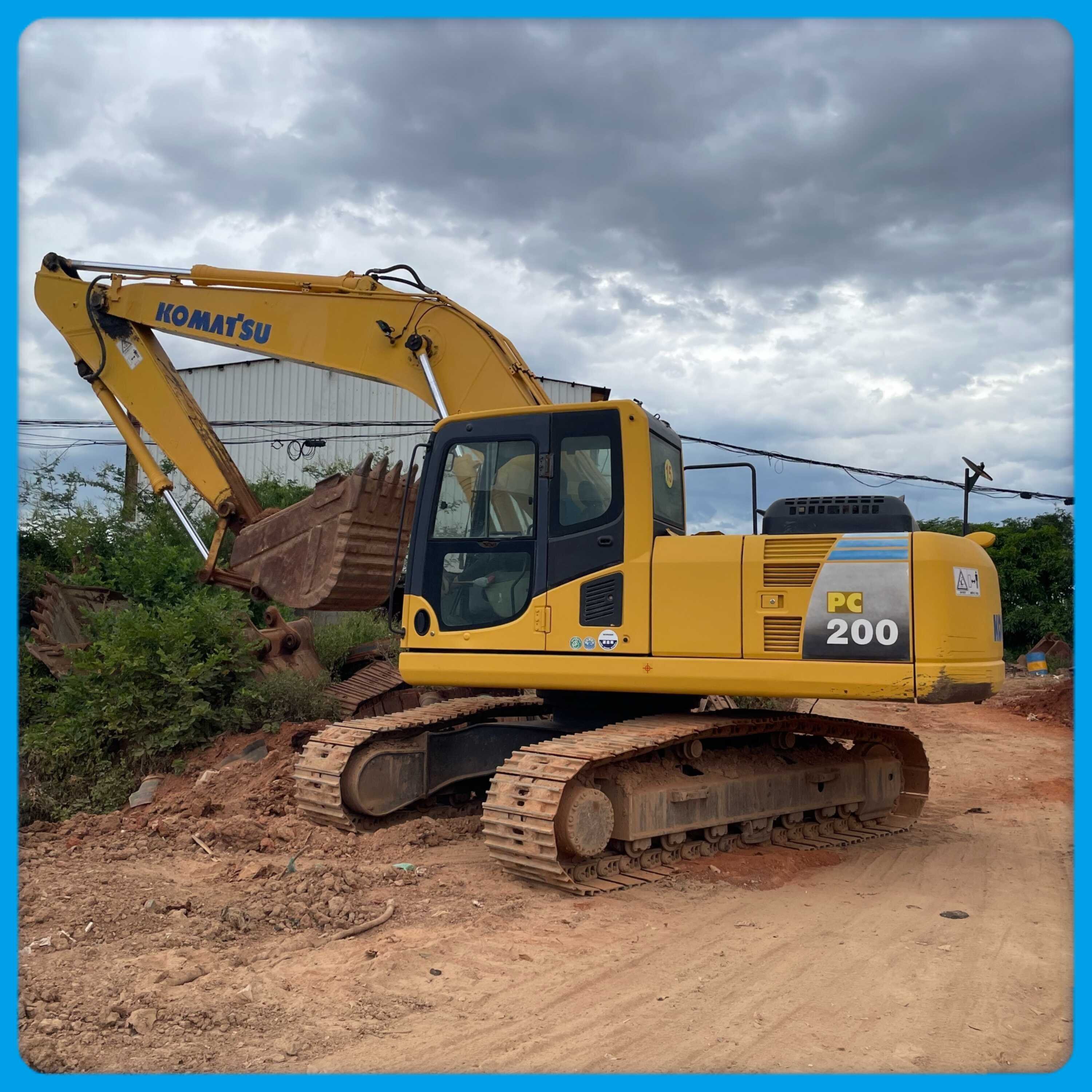 Global price used Crawler excavator Komatsu pc200-8 digger in stock low working hours Second hand Komatsu pc200-8 medium machine