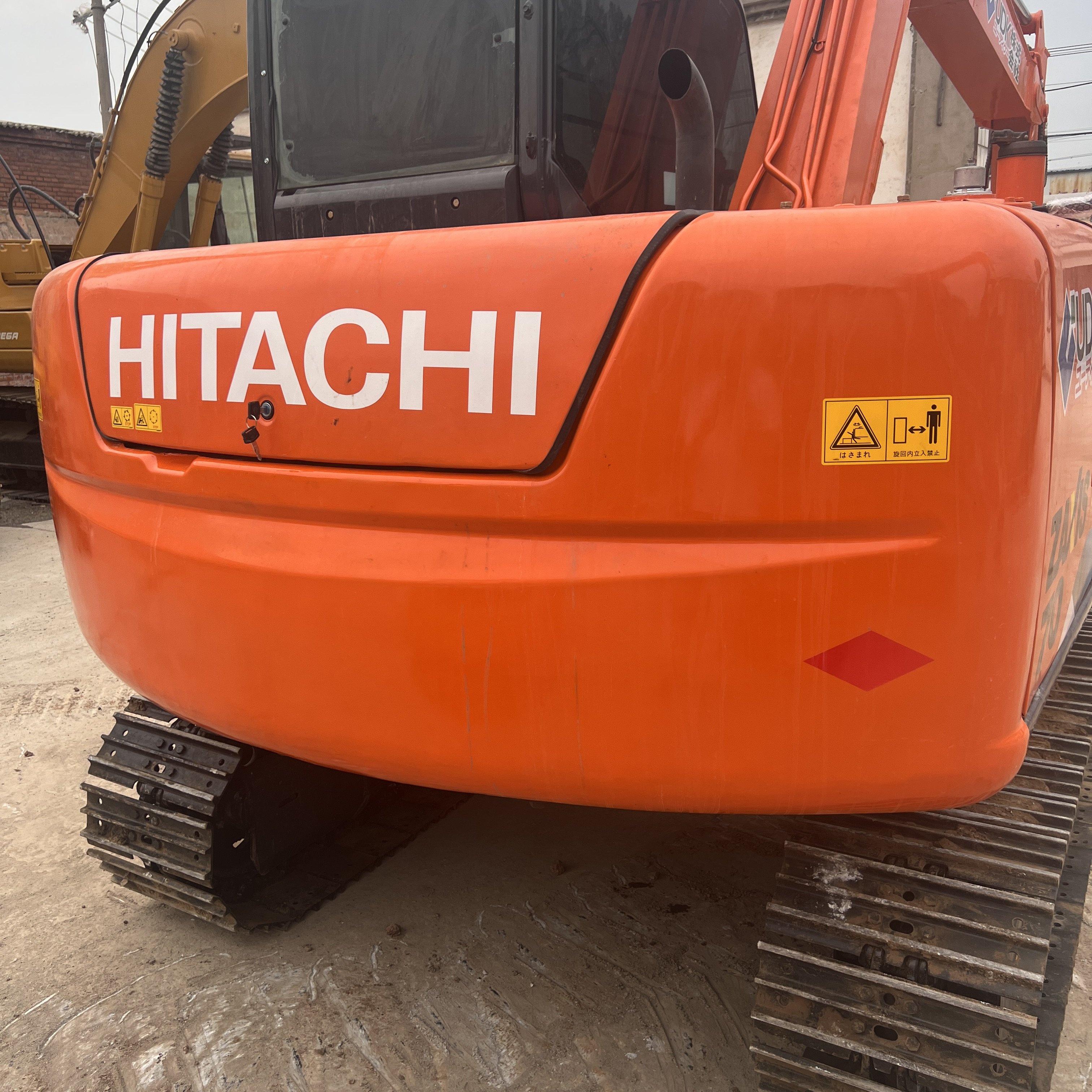 Used Hitachi 60 excavator Japan original ZAXIS60 second hand ZX60 small excavator ZX60 ZX70 ZX120 ZX130 ZX160 ZX200 ZX270