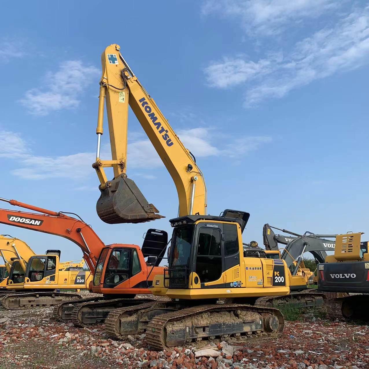 Komatsu Pc200 Excacaror Heavy Duty Equipment Construction Machine Used Excavator PC 200 Thumb Used Japan 2019 Provided 20 Ton JP