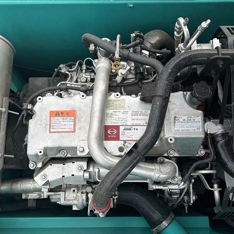 Heavy Equipment Kobelco Excavator Construction Machinery 20 Ton Kobelco SK200 Used Excavators