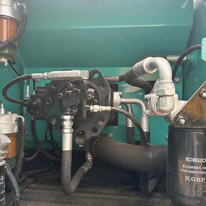 Heavy Equipment Kobelco Excavator Construction Machinery 20 Ton Kobelco SK200 Used Excavators