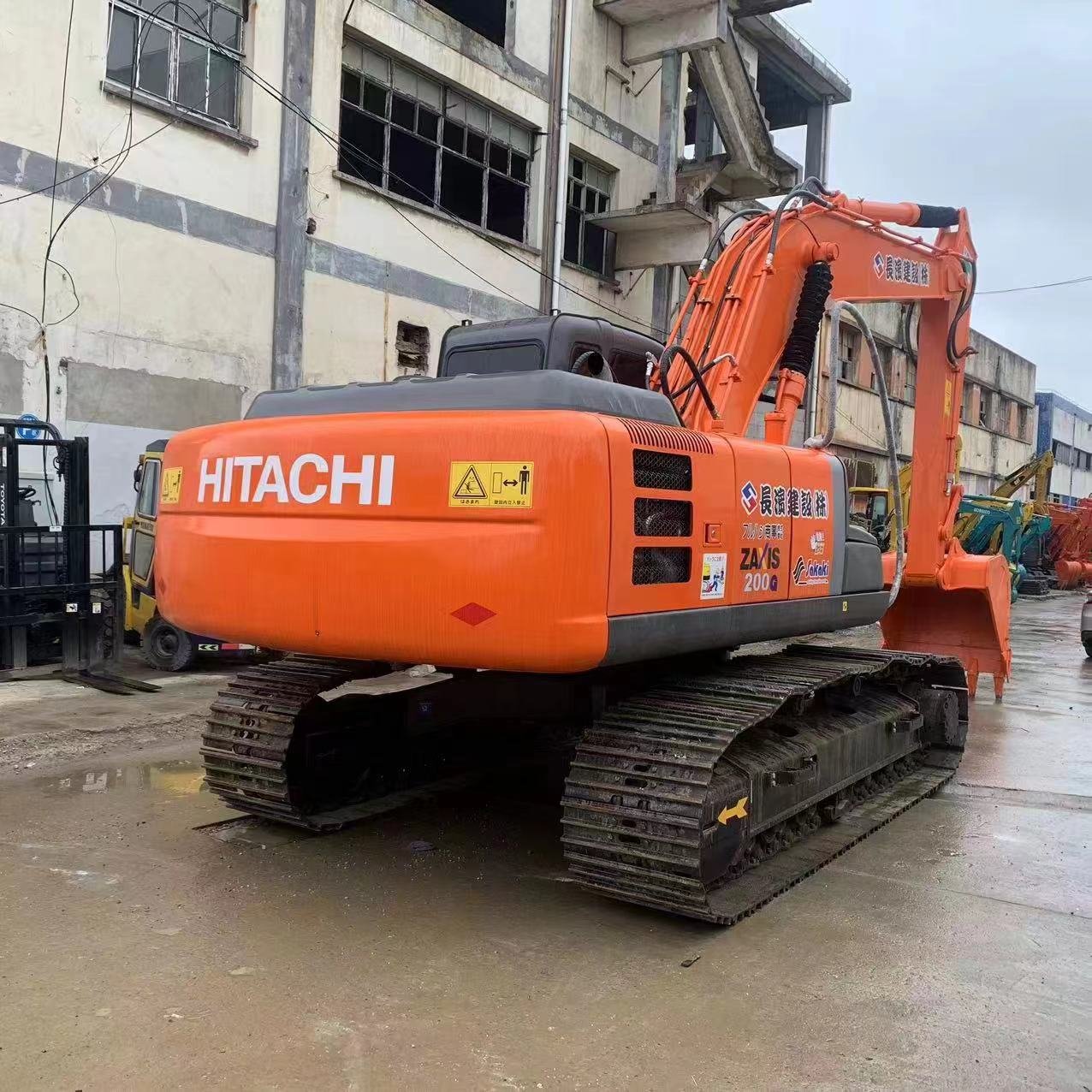used zx200 hitachi 120 digger with original spare parts Used ZX200 USED excavator Hitachi ZX200-6 crawler excavators