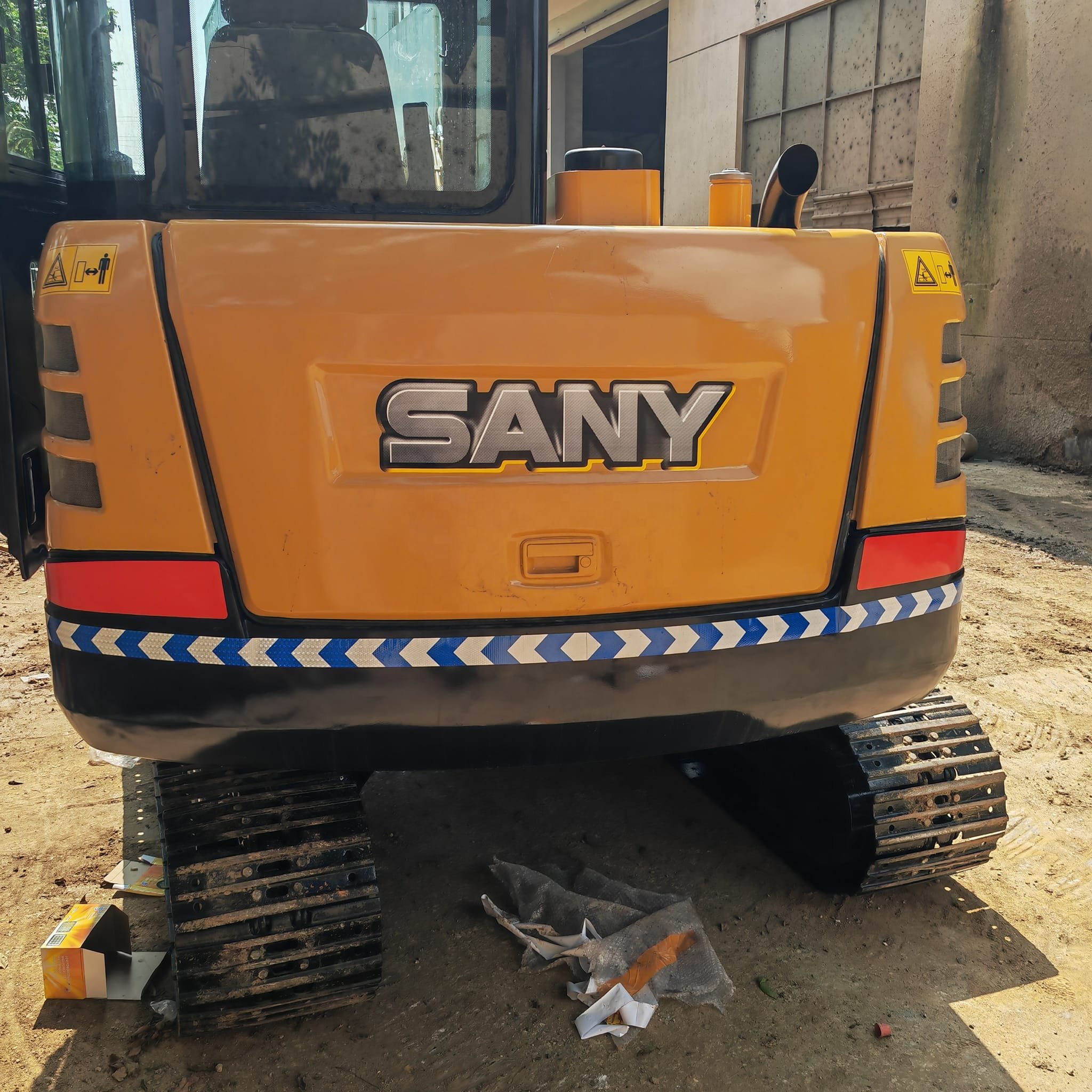 hot selling China supplied yellow Sany60 good condition used excavators for sale