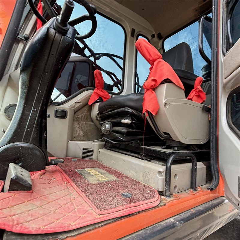 Used Doosan DX150w-9 Wheel Excavator for Construction Korean Origin for Sale