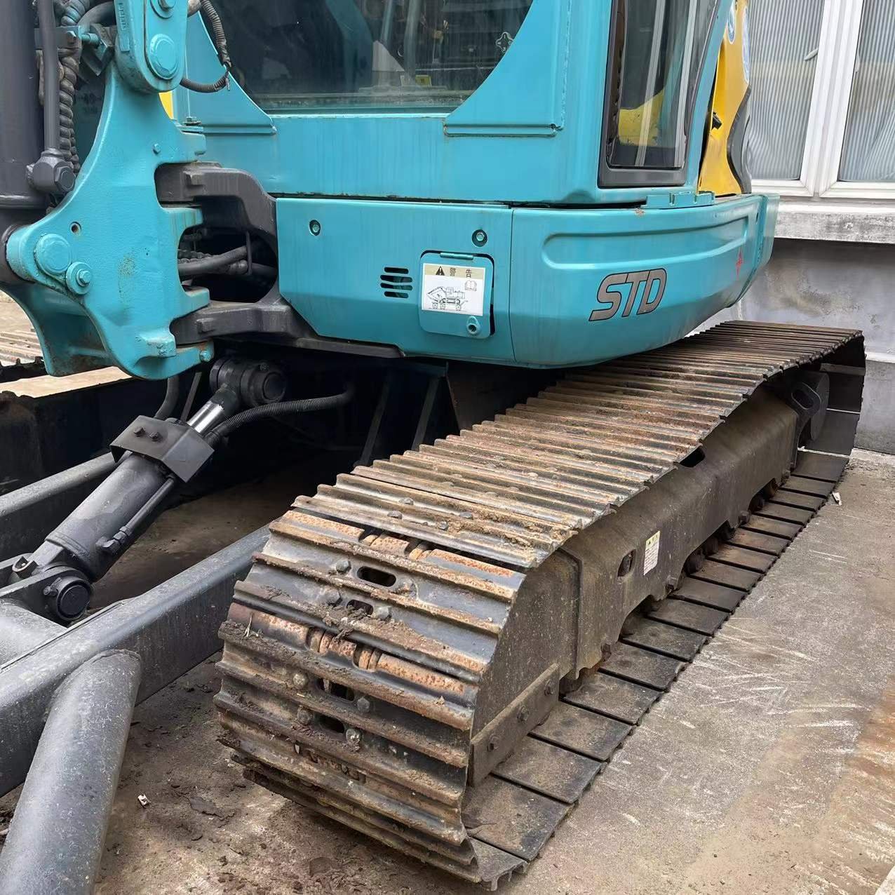 5-ton machine, used hydraulic crawler excavator, Kubota KX161, with EPA and CE certification,good condition,and affordable price