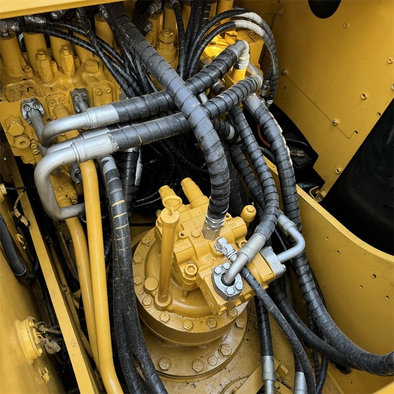 Used Excavator Carterpilar Excavator CAT 320d 325d Construction Machine