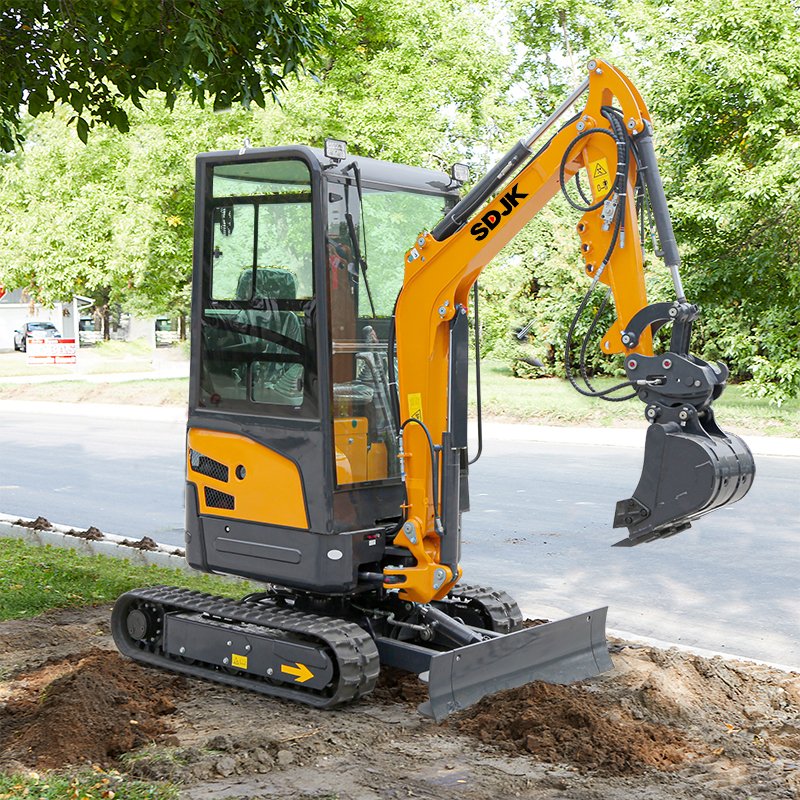  Excavator Machine Hydraulic Crawler Digger Kubota Engine Excavator Multifunctional Farm Used Mini Excavator 2 Ton