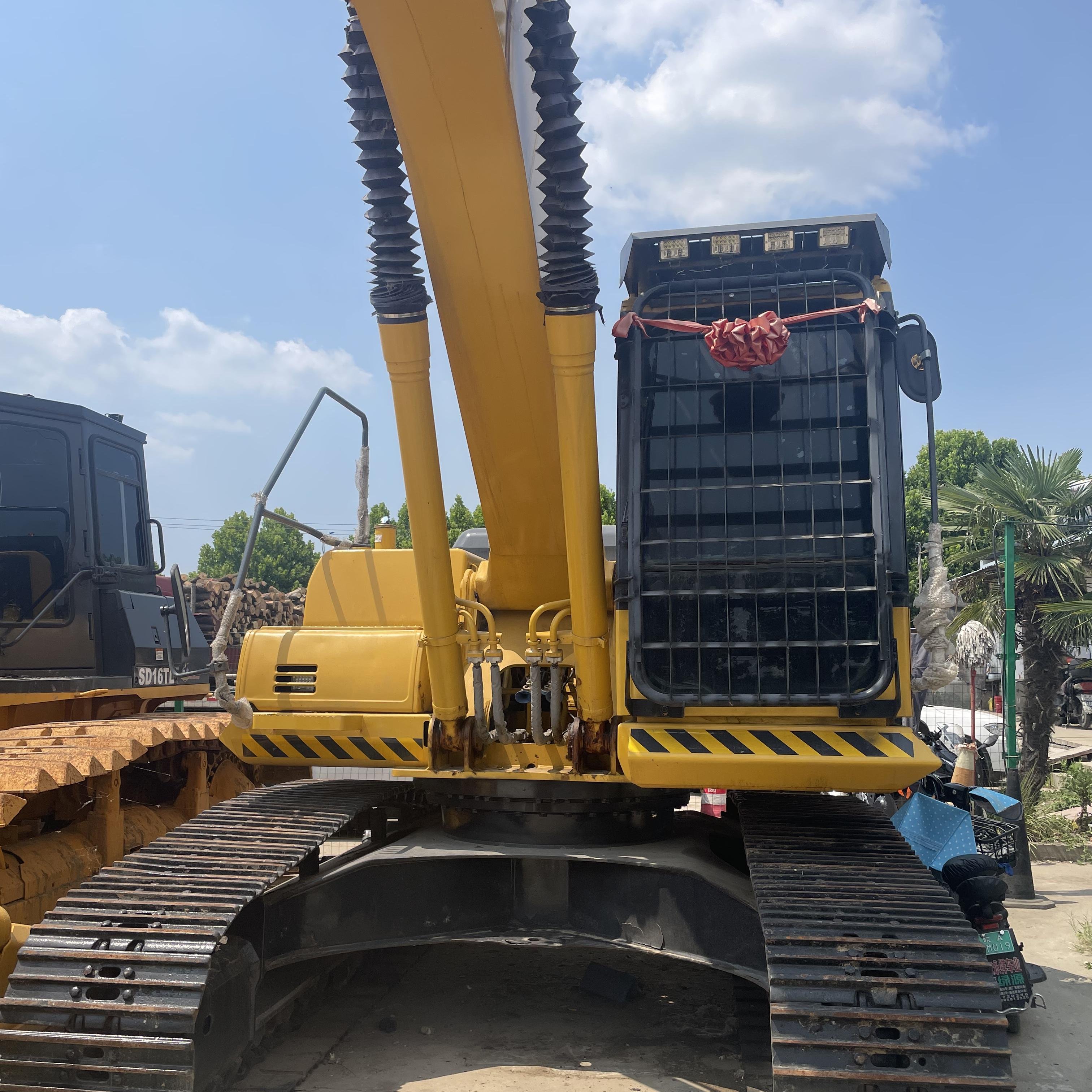 Hot selling construction equipment used Japan Komatsu excavator PC200-8 used machinery for sale
