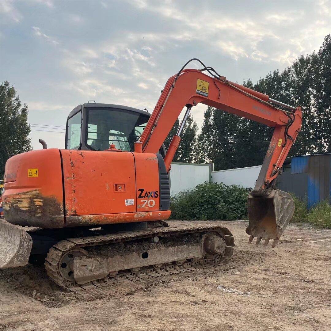 chinese Excavator Engine Crawler Digger Farm Used ZX70 Excavator Machine